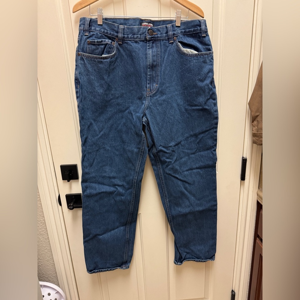 Kirkland Signature Blue Relaxed Jeans Classic Comfort